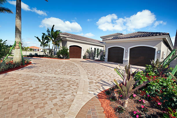 Best Commercial Driveway Pavers  in Munroe Falls, OH